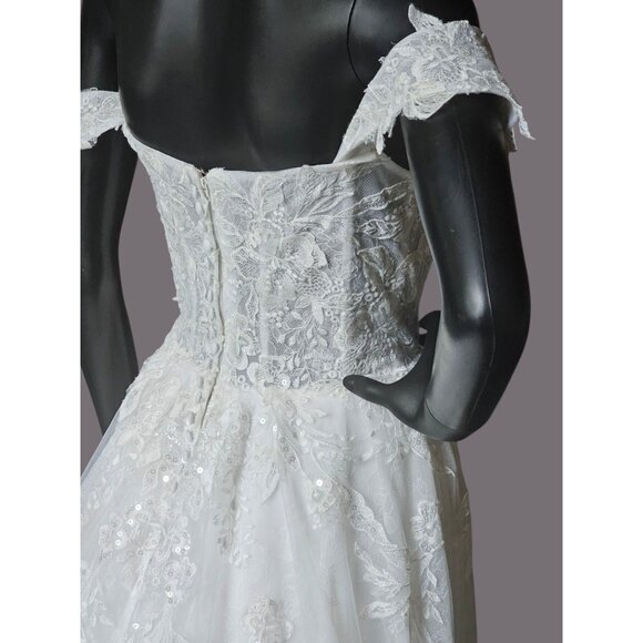 NWOT Ivory Lace Embroidered A-Line Shrug Sleeve Wedding Gown - Da Vinci - Picture 13 of 14